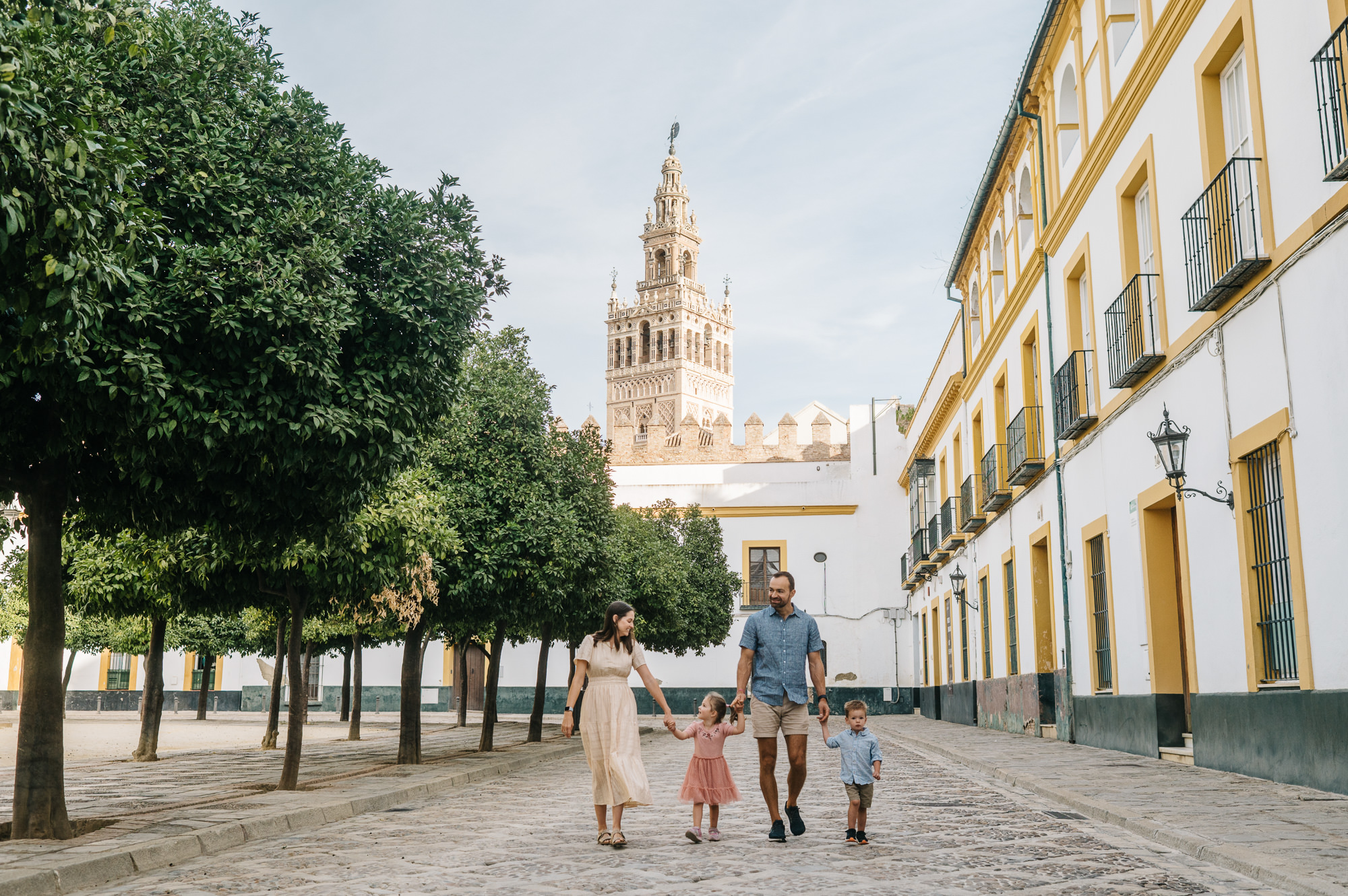 Family shoot in Santa Cruz, Seville